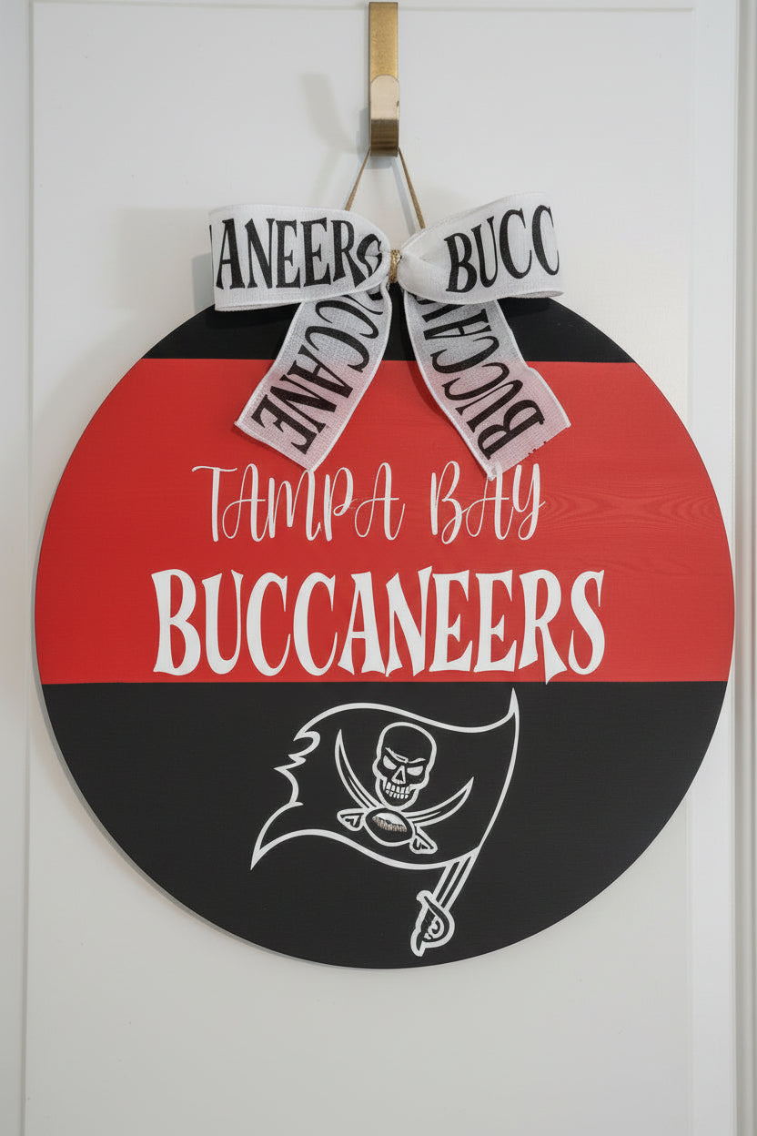 Tampa Bay Buccaneers Wood Door Round